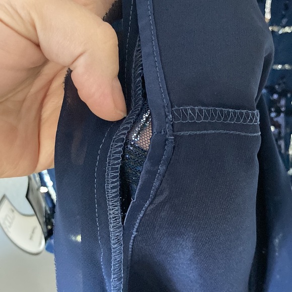 Vince Camuto Navy Color Sequins Dress Size 6 - Picture 9 of 10